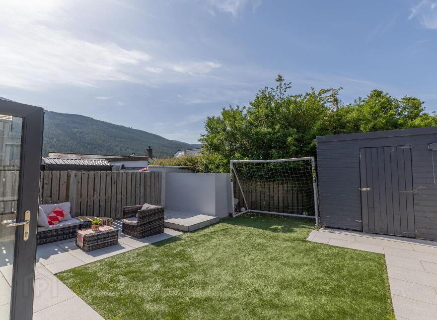 3 Rea Close, Rostrevor, Newry, BT34 3YF
