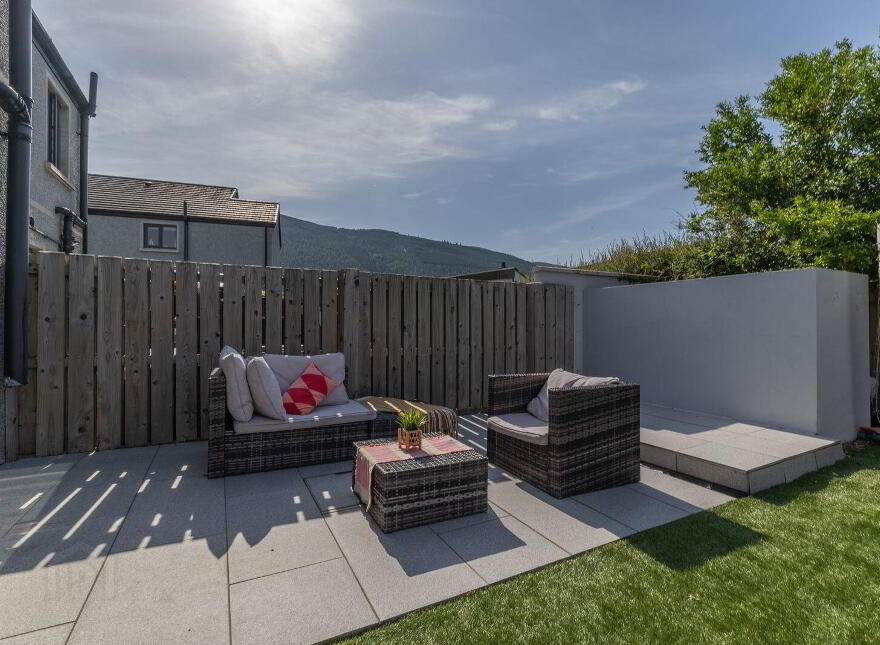 3 Rea Close, Rostrevor, Newry, BT34 3YF