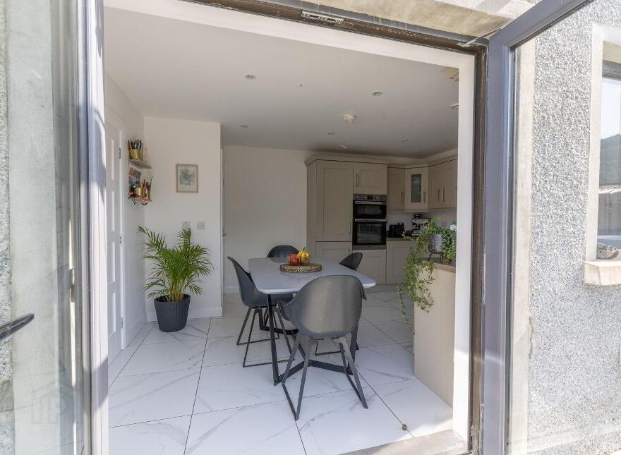 3 Rea Close, Rostrevor, Newry, BT34 3YF