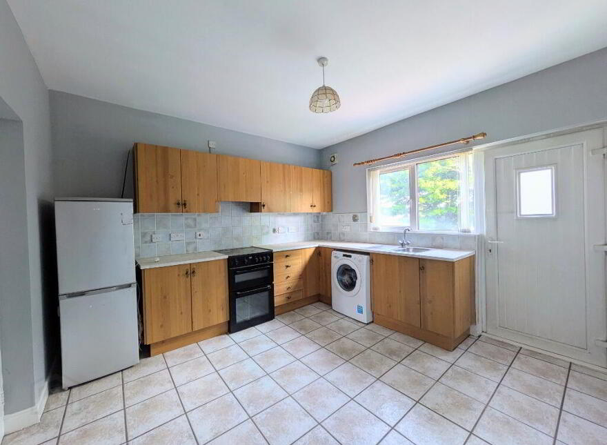 8 Wesley Street, Lisburn, BT27 4TB