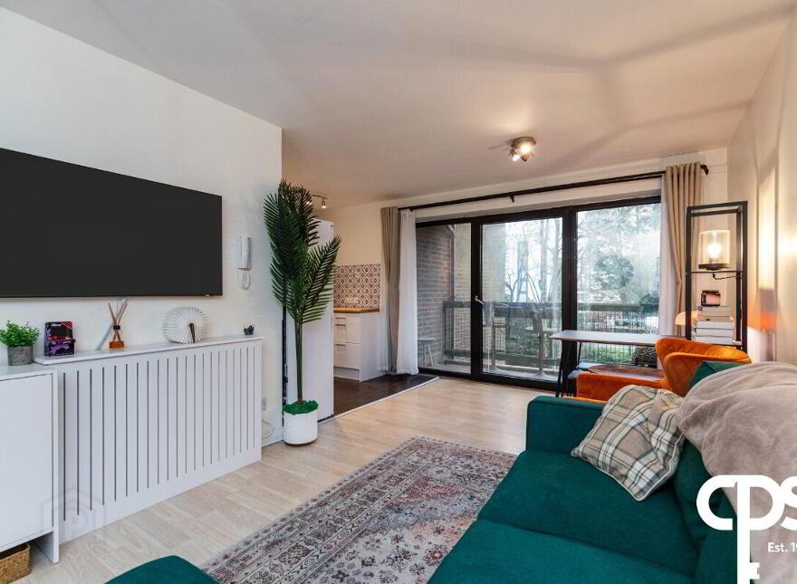19 Balmoral Court, Belfast, BT9 7GR
