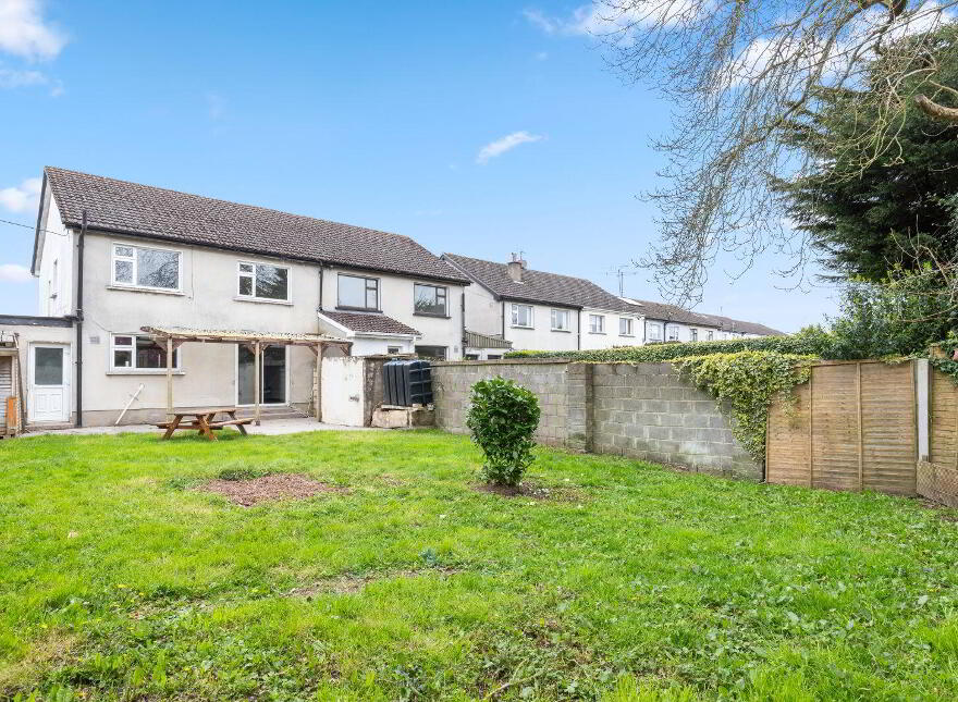 19 Woodlands, Navan, C15F8N8