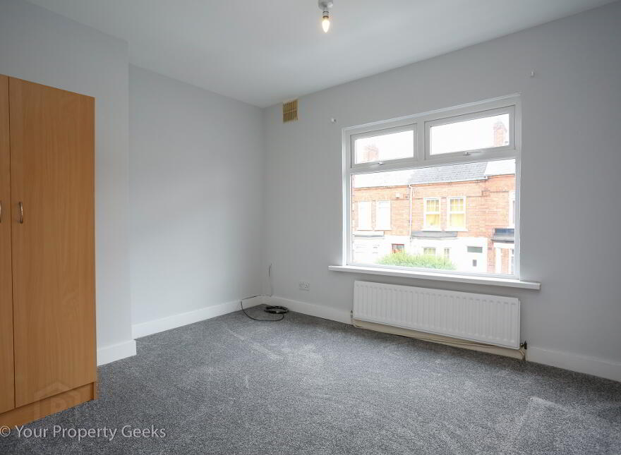 19 Titania Street, Belfast, BT6 8NT