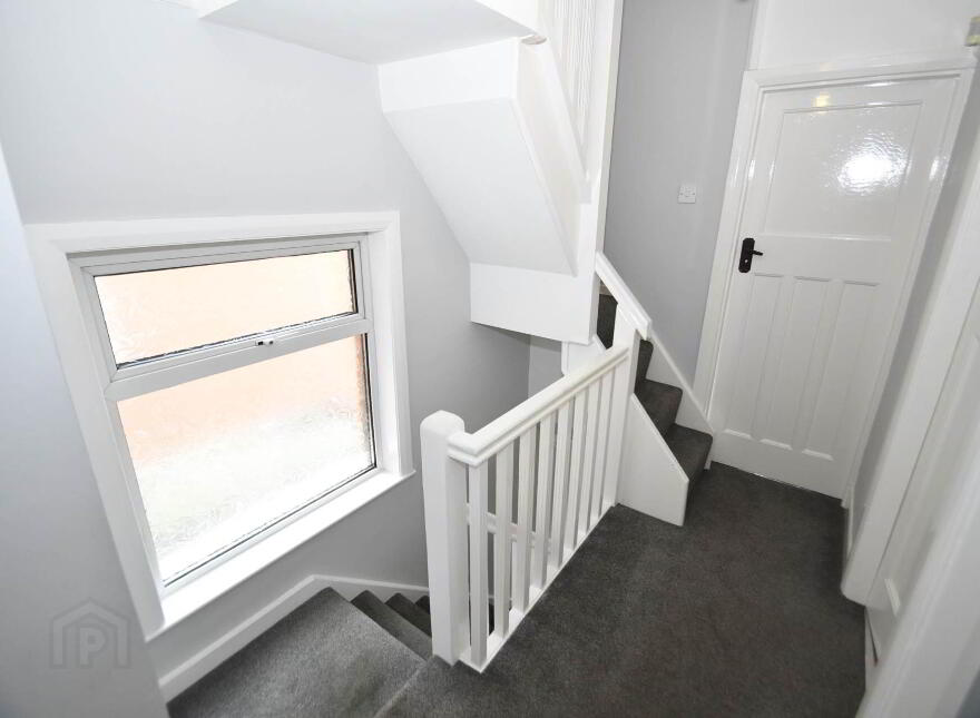 51 Priory Park, Lisburn Road, Belfast, BT10 0AE
