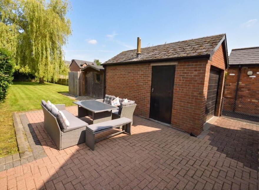 51 Priory Park, Lisburn Road, Belfast, BT10 0AE