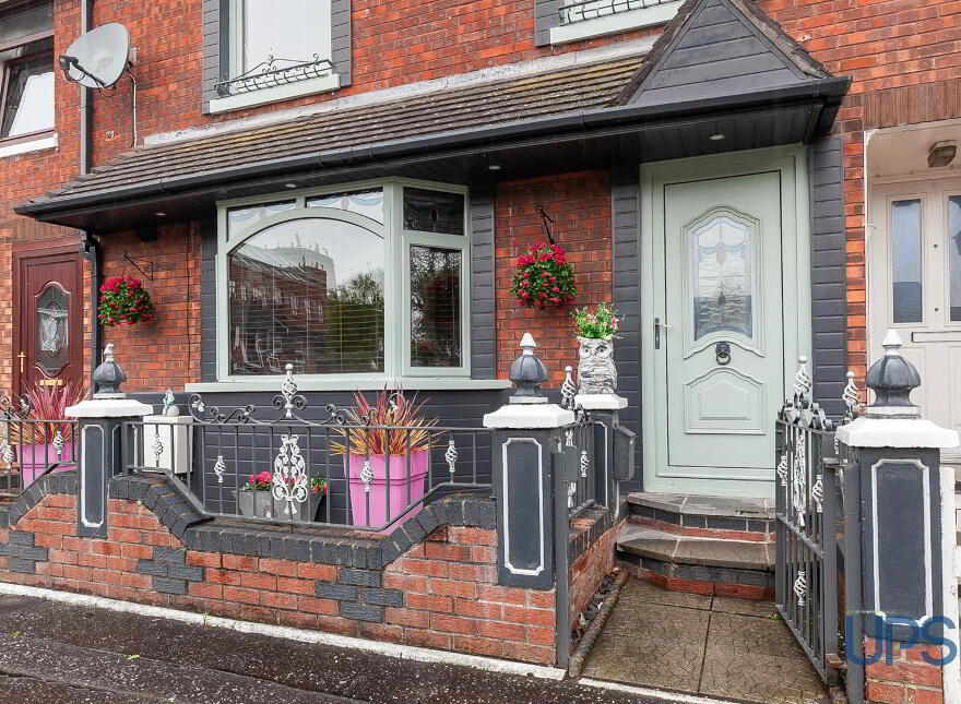 5 Kilmore Close, Clonard, Belfast, BT13 2TE
