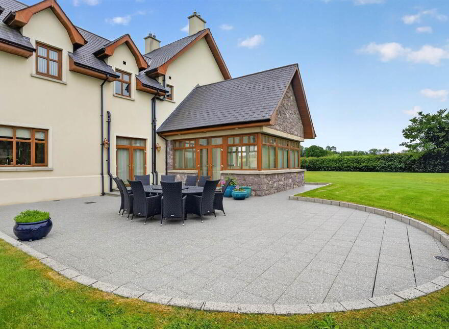 44 Mullaghbrack Road, Hamiltonsbawn, Armagh, BT60 1JT