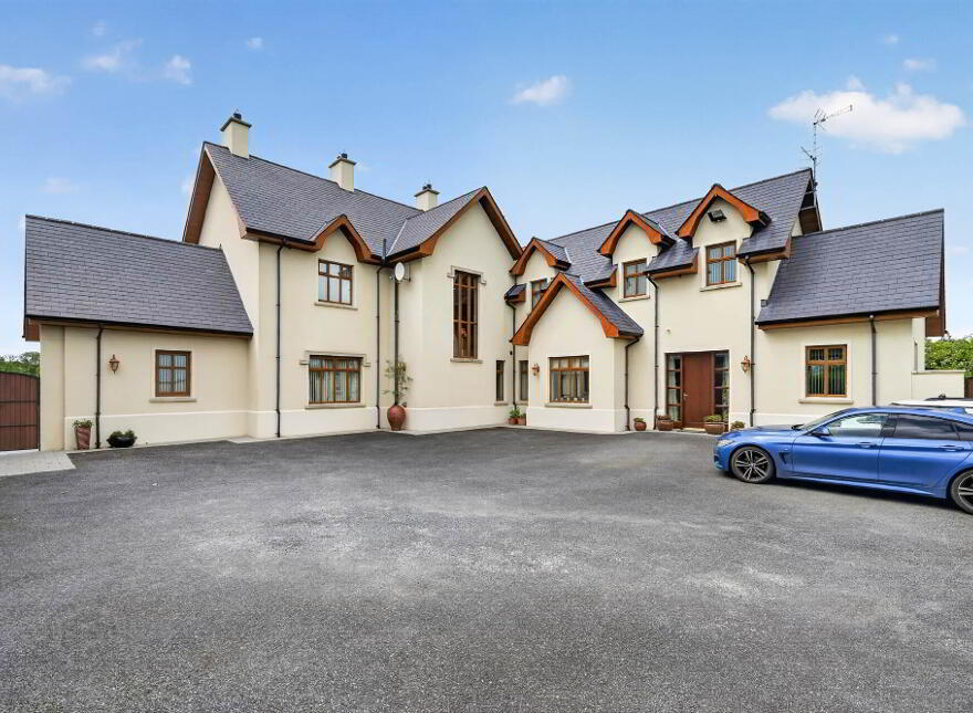44 Mullaghbrack Road, Hamiltonsbawn, Armagh, BT60 1JT