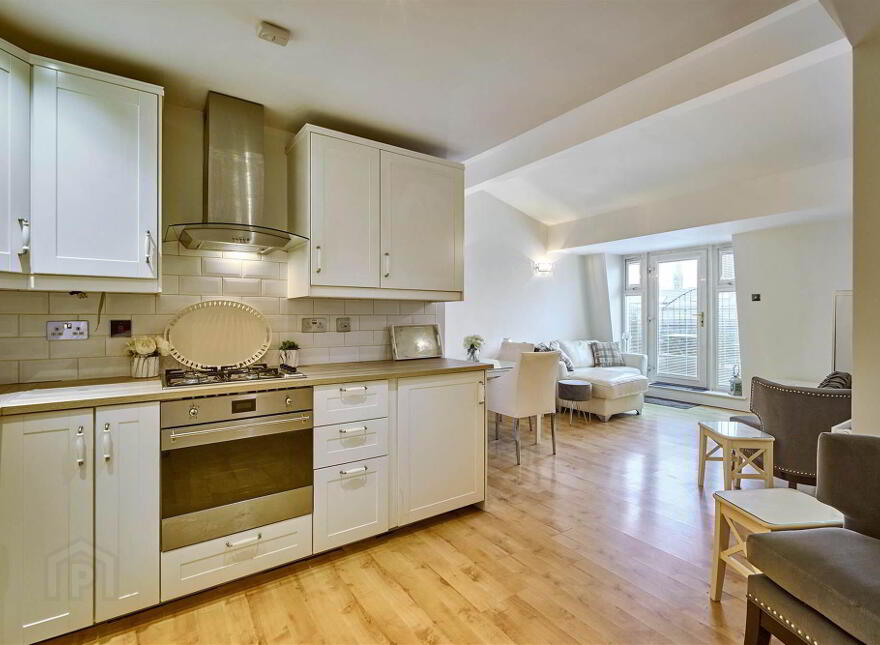 10 Sullivan Court, Sullivan Place, Holywood, BT18 9JF
