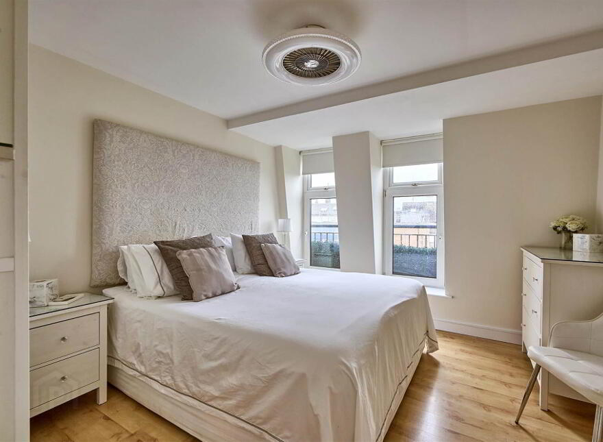 10 Sullivan Court, Sullivan Place, Holywood, BT18 9JF