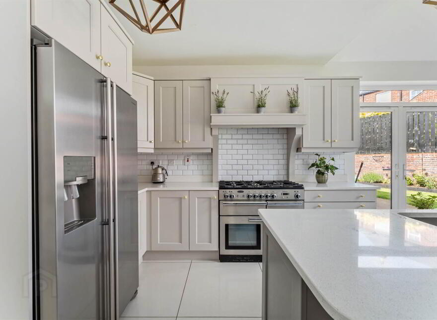 3 Breton Drive, Lisburn, BT28 3ZA