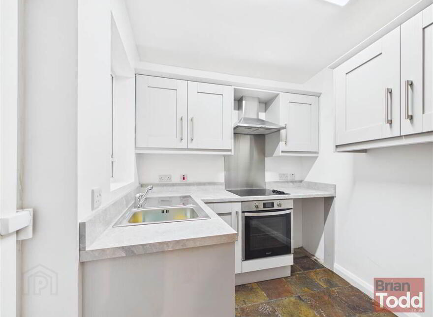 ST Johns Place, Larne, BT40 1TB