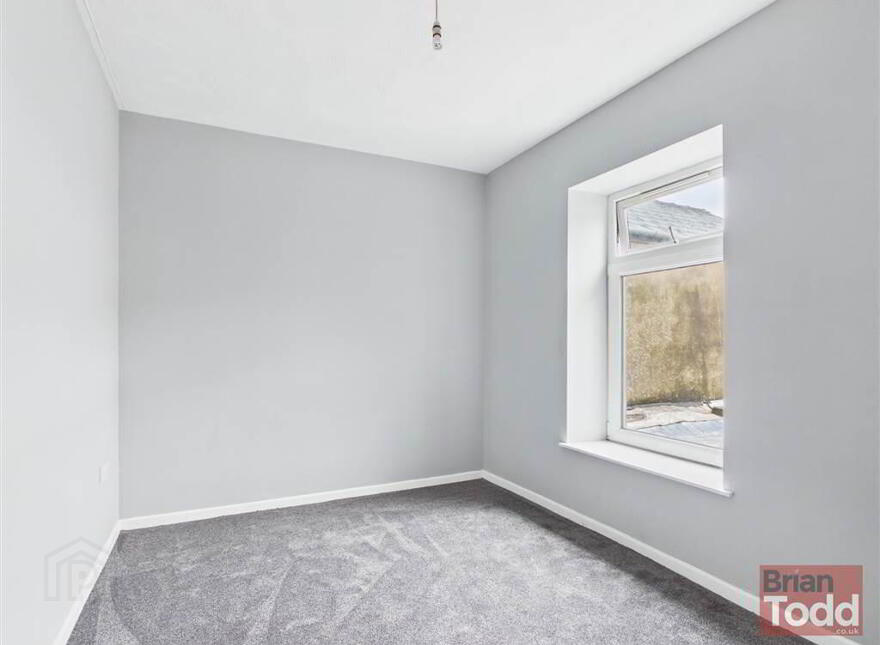 ST Johns Place, Larne, BT40 1TB