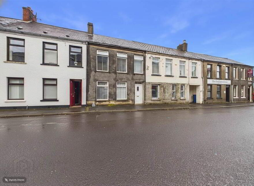 ST Johns Place, Larne, BT40 1TB