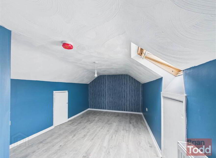 ST Johns Place, Larne, BT40 1TB