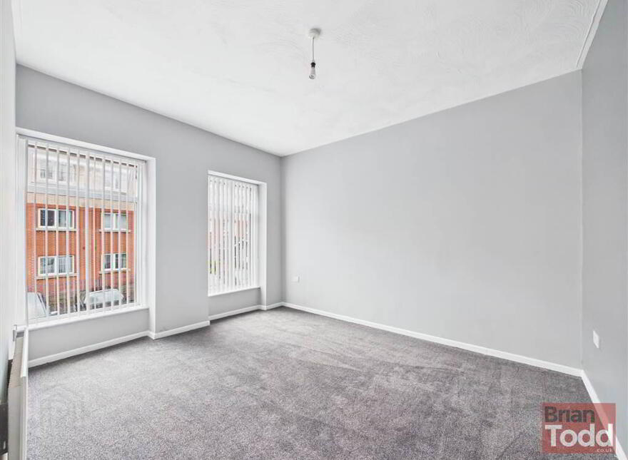 ST Johns Place, Larne, BT40 1TB