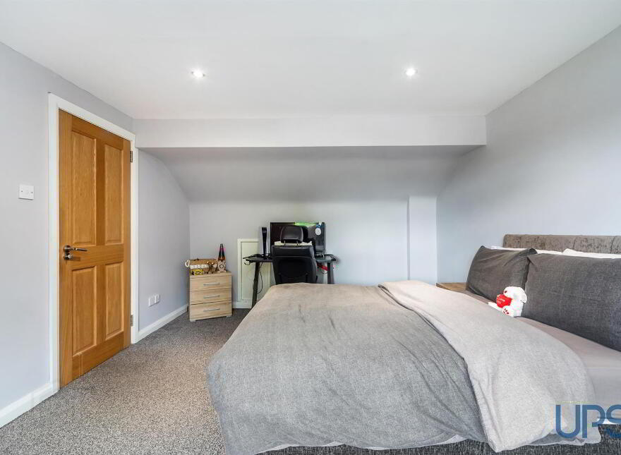 Glencroft, 2 Nutts Corner Road, Crumlin, BT29 4BW