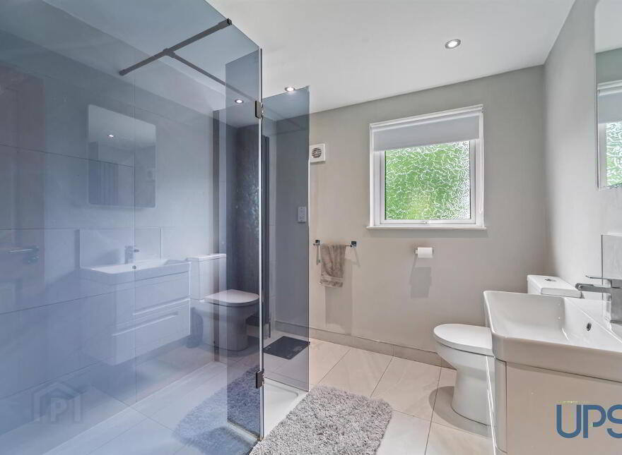 Glencroft, 2 Nutts Corner Road, Crumlin, BT29 4BW