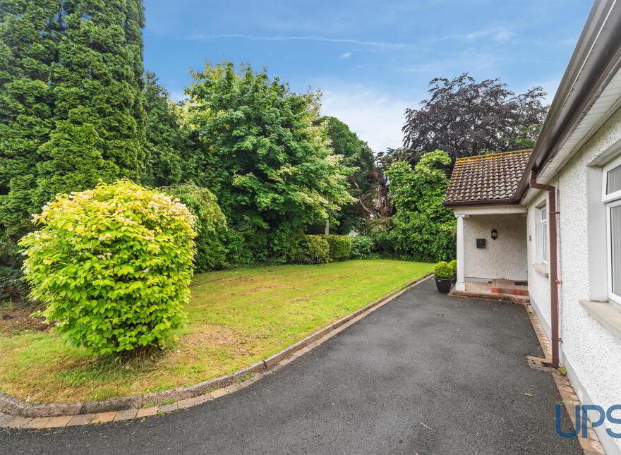 Glencroft, 2 Nutts Corner Road, Crumlin, BT29 4BW