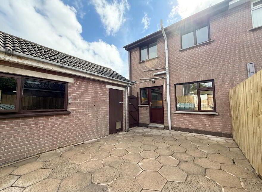 32 Killowen Grange, Lisburn, BT28 3HQ
