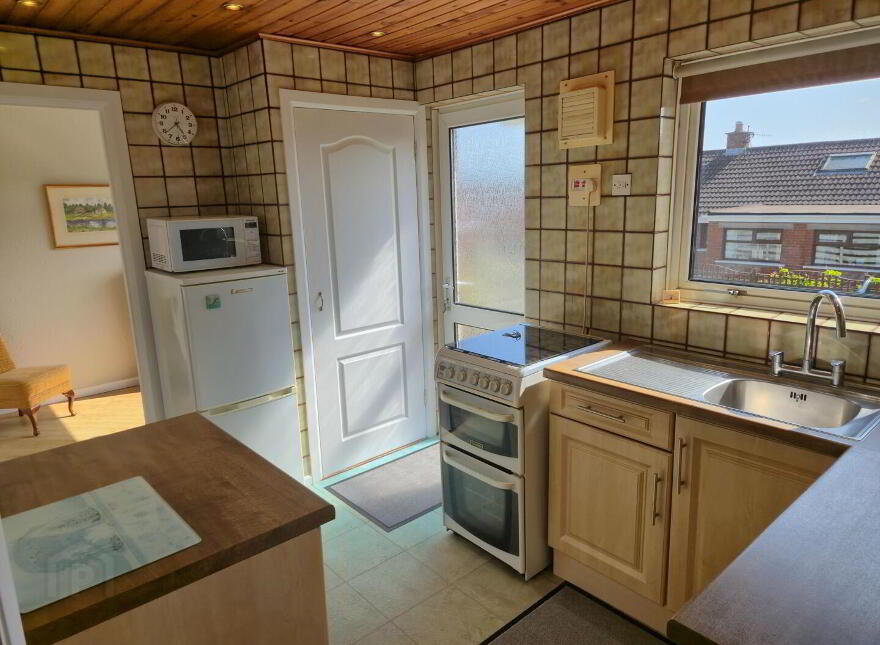 11 Waverley Road, Newtownabbey, BT36 6RU