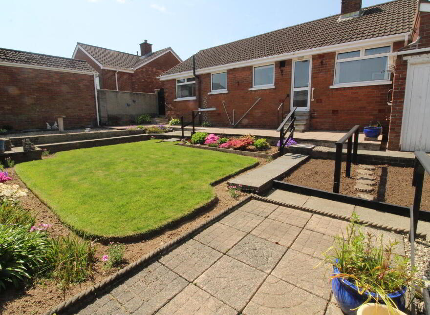 11 Waverley Road, Newtownabbey, BT36 6RU