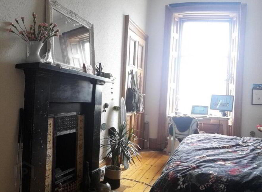 173 Bruntsfield Place, Bruntsfield, Edinburgh, EH10 4DG