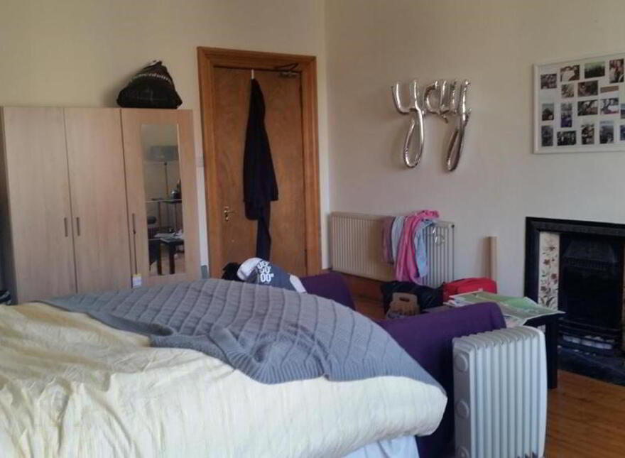 173 Bruntsfield Place, Bruntsfield, Edinburgh, EH10 4DG