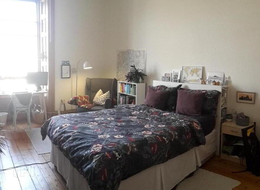 173 Bruntsfield Place, Bruntsfield, Edinburgh, EH10 4DG