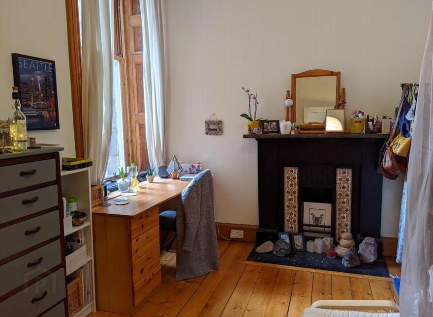 173 Bruntsfield Place, Bruntsfield, Edinburgh, EH10 4DG