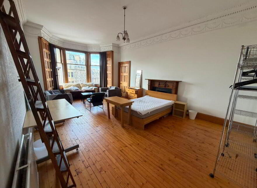 173 Bruntsfield Place, Bruntsfield, Edinburgh, EH10 4DG