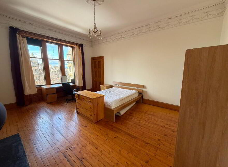 173 Bruntsfield Place, Bruntsfield, Edinburgh, EH10 4DG