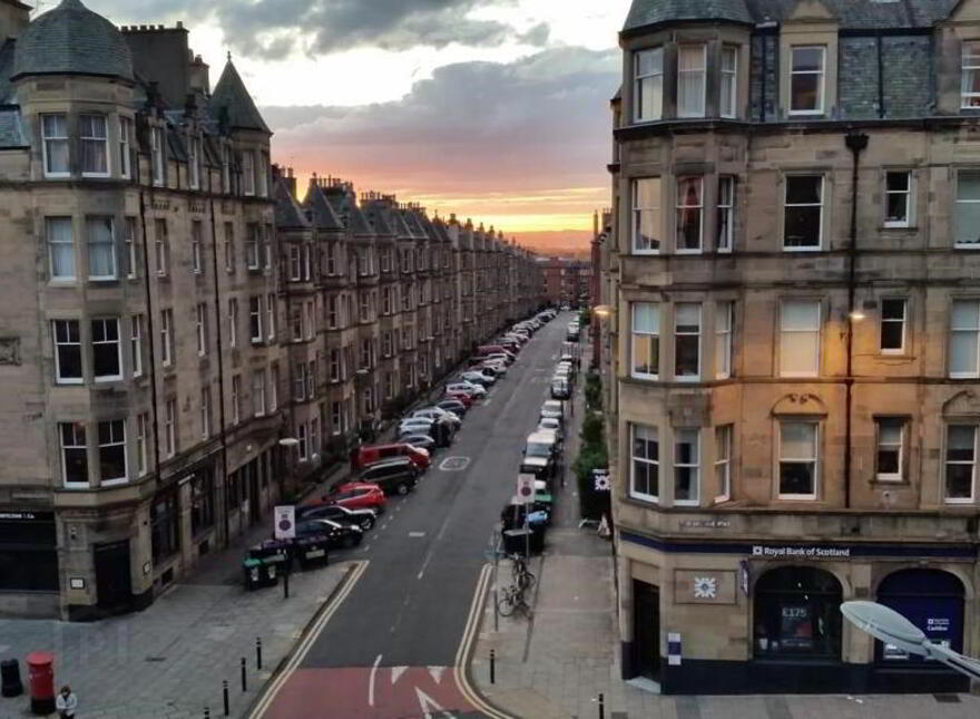 173 Bruntsfield Place, Bruntsfield, Edinburgh, EH10 4DG