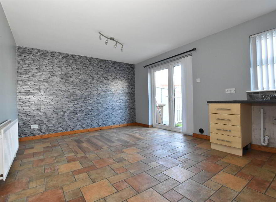 30 Hunters Mill, Vianstown Road, Downpatrick, BT30 6BL