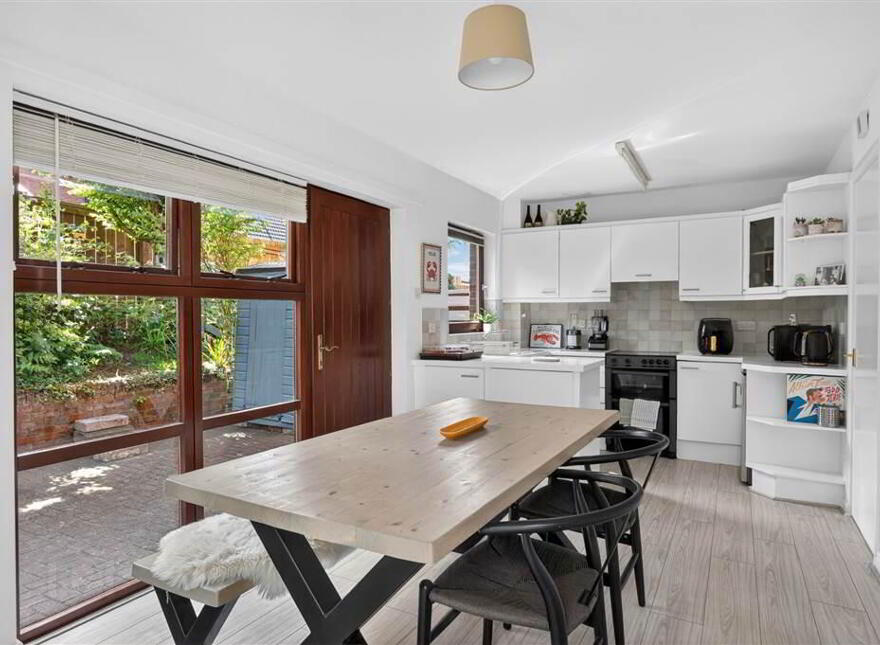 6 Malone Manor, Off Malone Road, Belfast, BT9 6SR