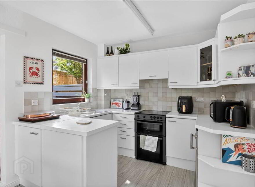 6 Malone Manor, Off Malone Road, Belfast, BT9 6SR