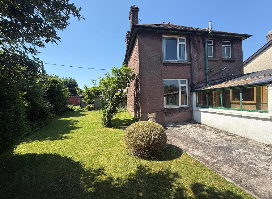 Roslyn House, 23 Marble Hall Park, Ballinlough, T12F6N4