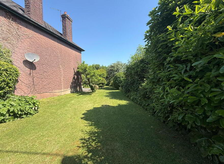 Roslyn House, 23 Marble Hall Park, Ballinlough, T12F6N4