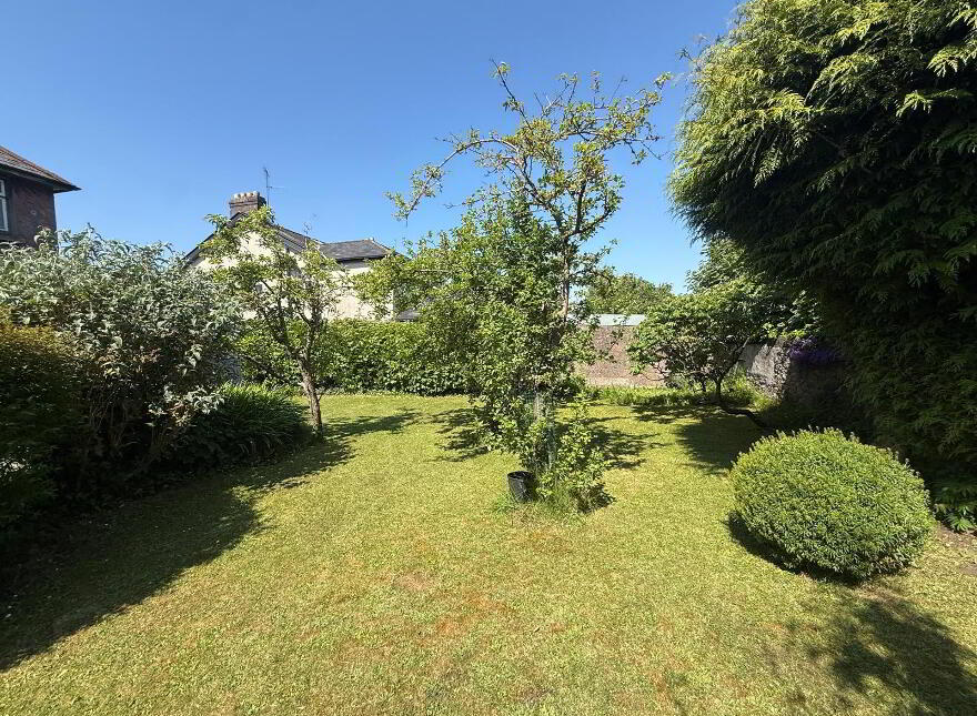 Roslyn House, 23 Marble Hall Park, Ballinlough, T12F6N4