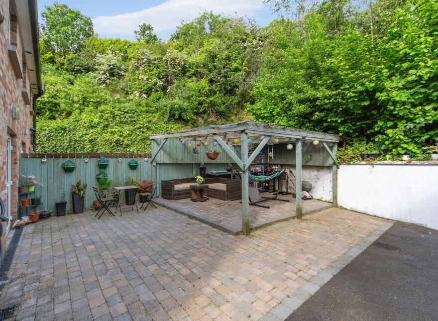 15 Squires View, Belfast, BT14 8FS