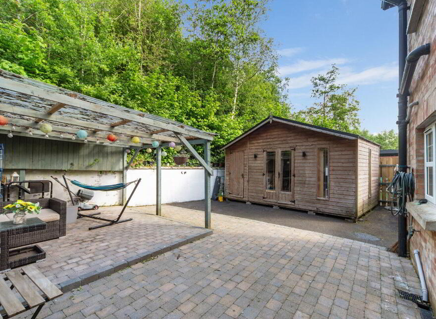 15 Squires View, Belfast, BT14 8FS