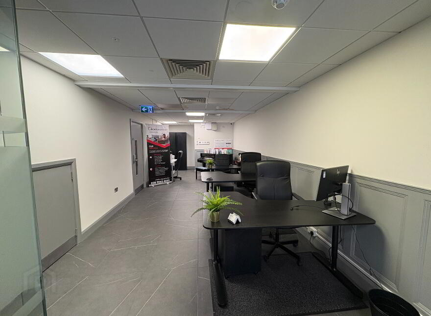 423-425 Newtownards Road, Belfast, BT4 1AT