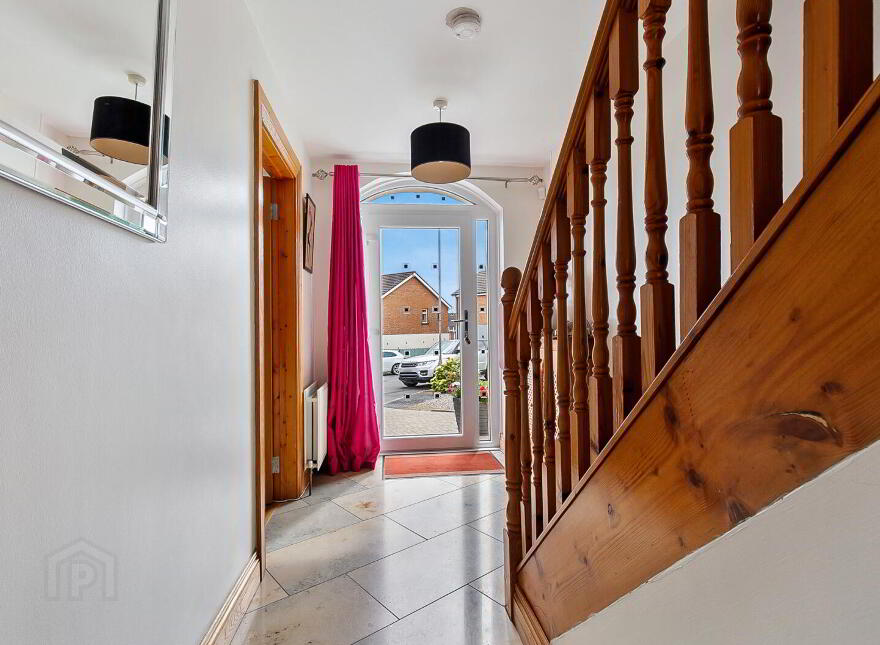 11 Lyndhurst Row, Belfast, BT13 3XX