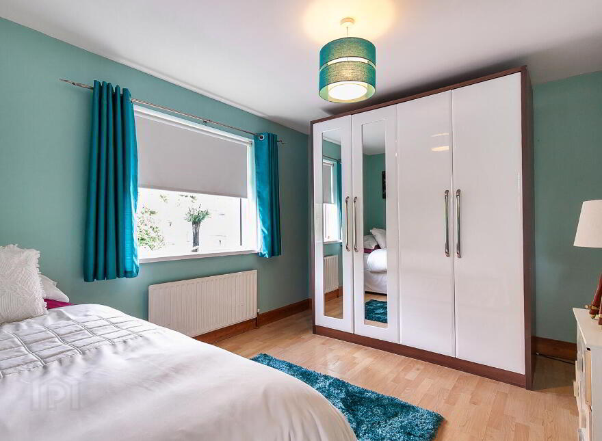 11 Lyndhurst Row, Belfast, BT13 3XX