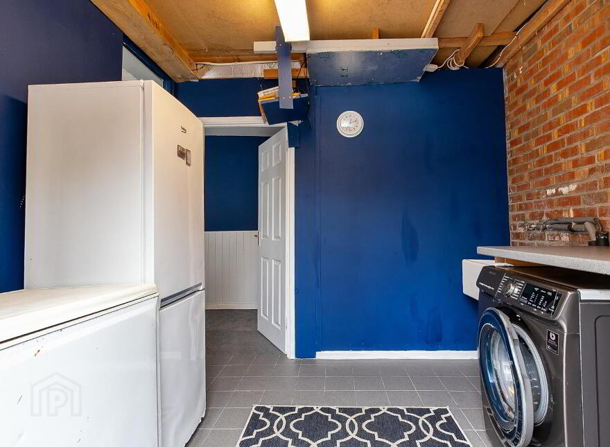 11 Lyndhurst Row, Belfast, BT13 3XX