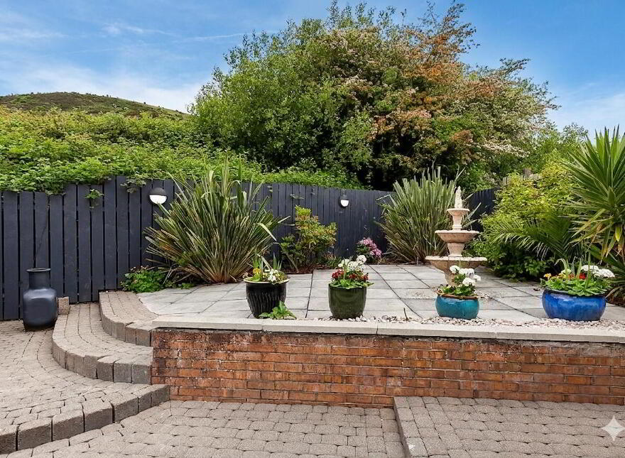 11 Lyndhurst Row, Belfast, BT13 3XX