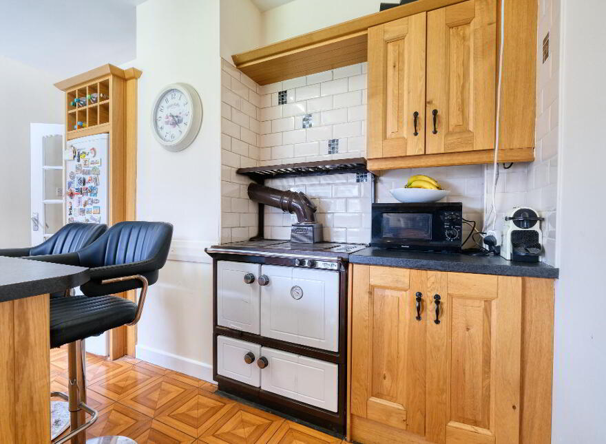 45 College Park, N39YF83