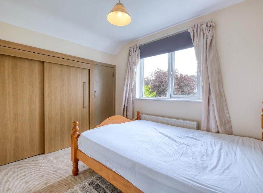 45 College Park, N39YF83