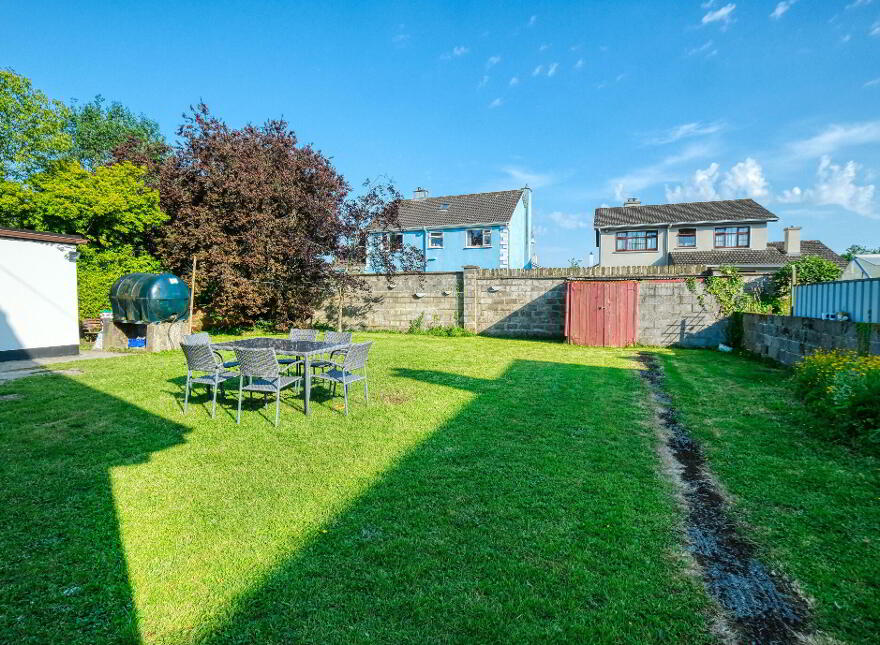 45 College Park, N39YF83