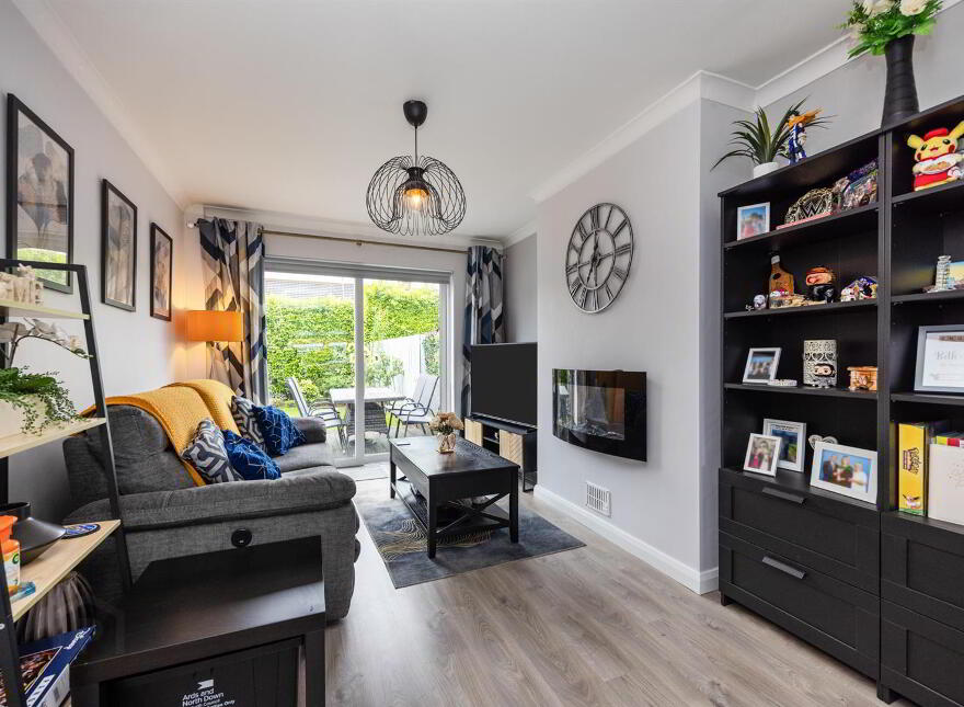 25 Silverstream Drive, Bangor, BT20 3LW